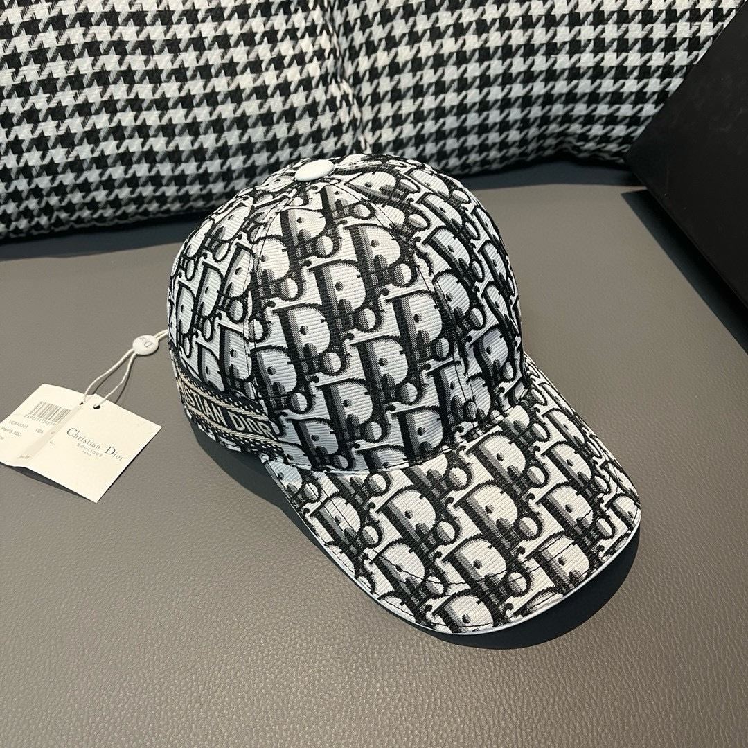 Christian Dior Caps